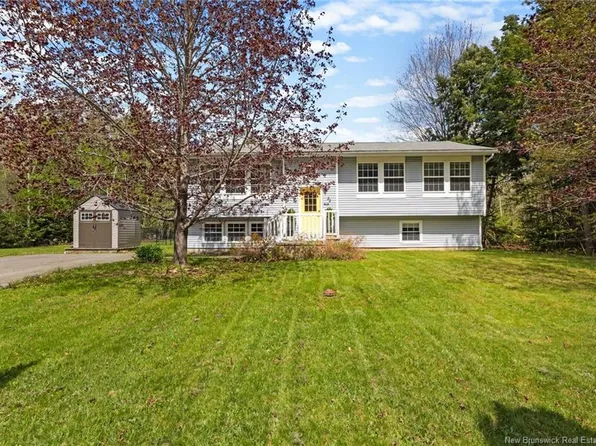 22 Burton Evergreen Dr, Burton, NB E2V 3E7