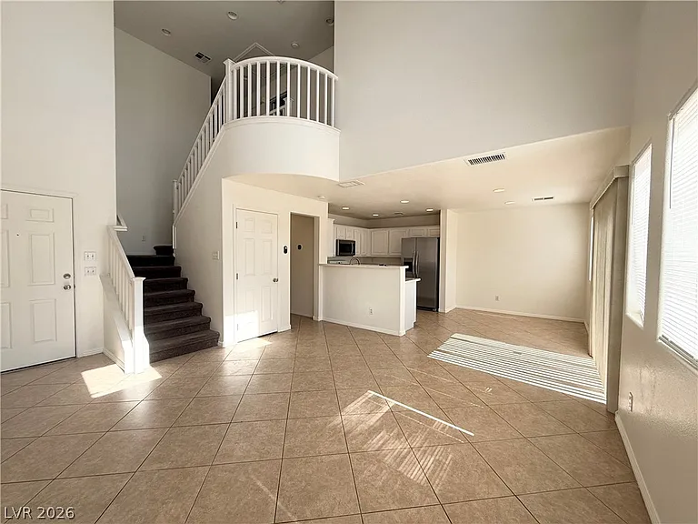 990 Cantabria Heights Ave — Photo 6