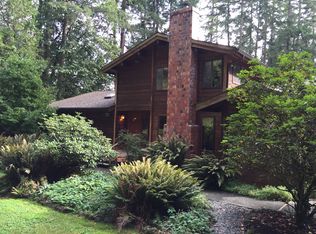5209 NE Forest Glade Ln, Bainbridge Island, WA 98110