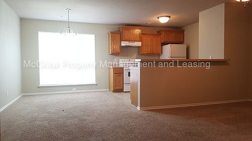 4th image of 3506 E Fairmont St
