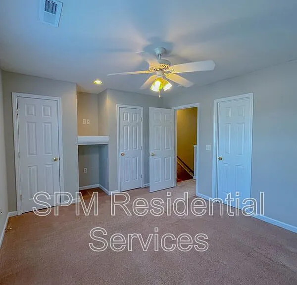 501 Shortfin Dr — Photo 16