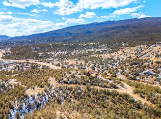 37 Bilotto Dr, Cedar Crest, NM 87008