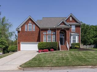 101 Myers Farm Ct, Cary, NC 27519