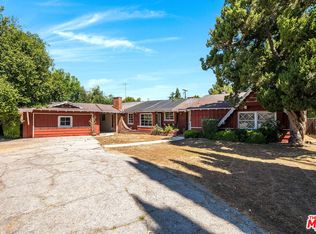 22501 Victory Blvd, West Hills, CA 91307