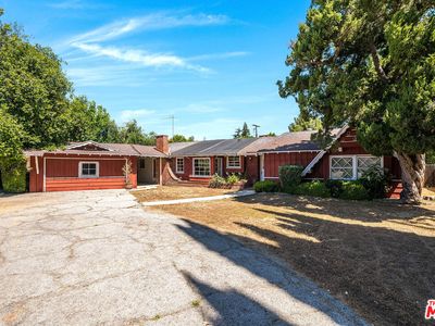 22501 Victory Blvd, West Hills, CA, 91307
