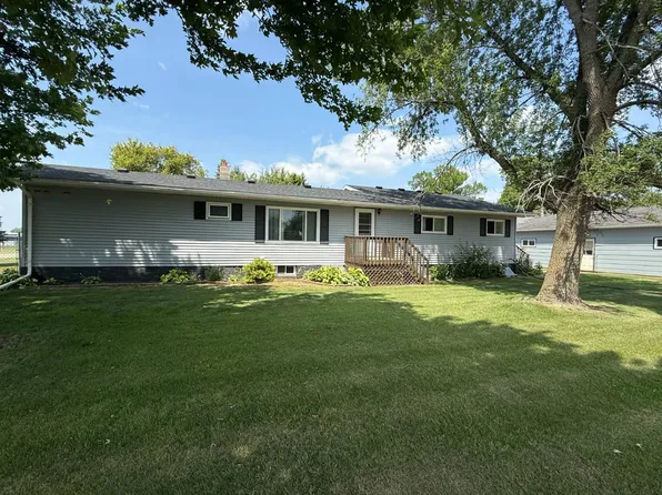 307 4th Ave S, Chokio, MN 56221