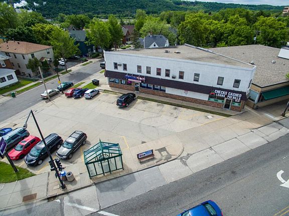 4th image of 670 7th St W