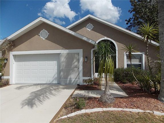 2nd image of 306 Thorn Hill Pl