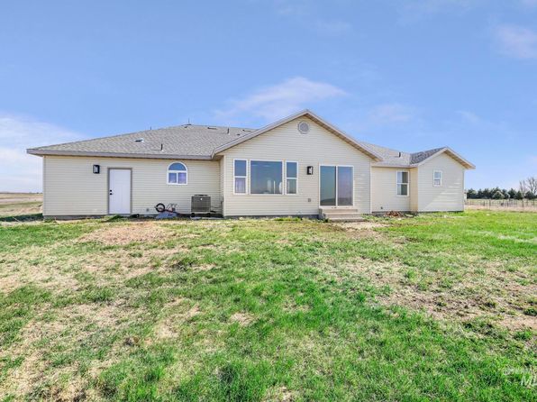 251 Mariposa Cir, Shoshone, ID 83352