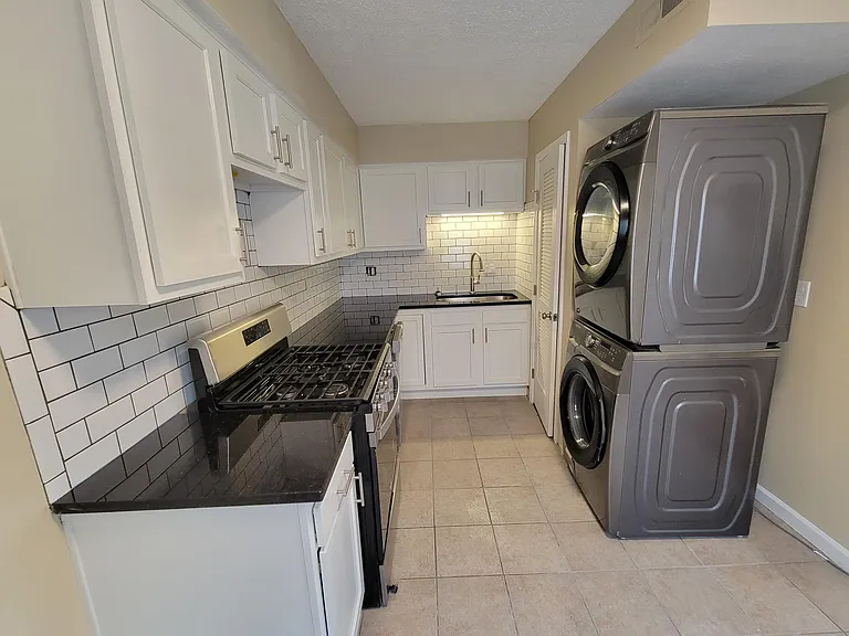 2298 N 4th St #2 — Photo 3