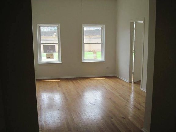 3rd image of 3118 W Lake St #2