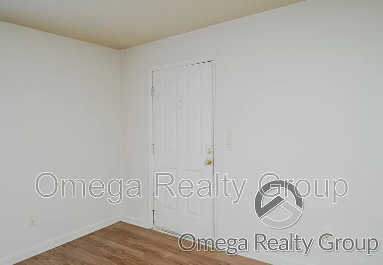 1801 Carson Rd #1 — Photo 4