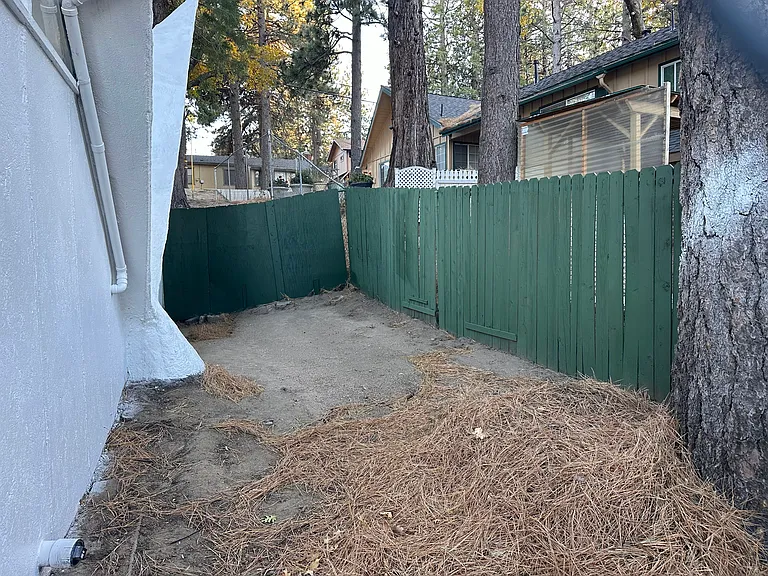 2140 Hollymont Dr — Photo 5