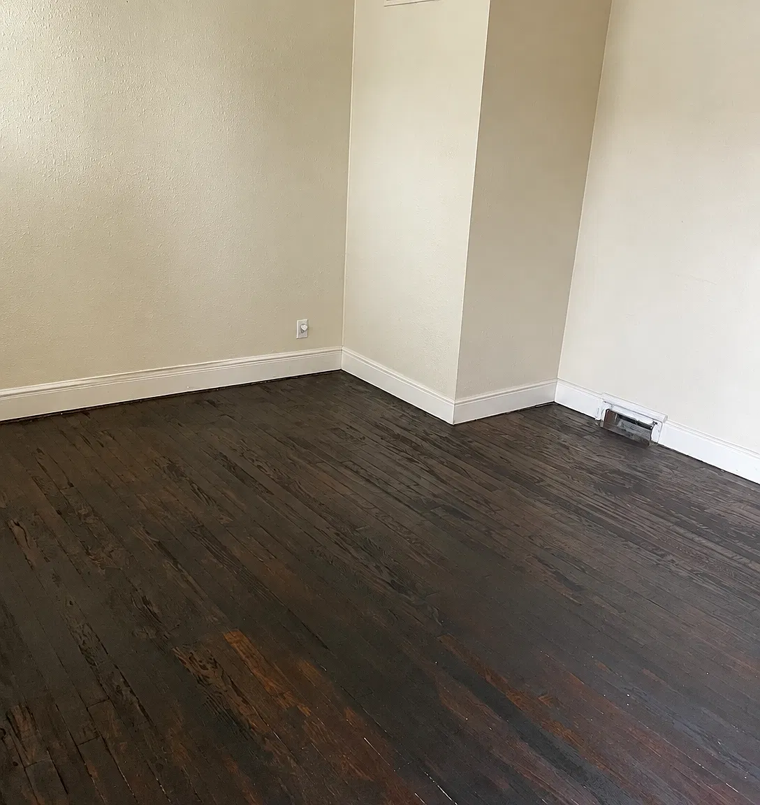 2 bed, $1,100 — Photo 3