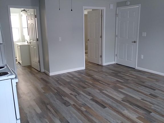 4th image of 57 Paine St #2R