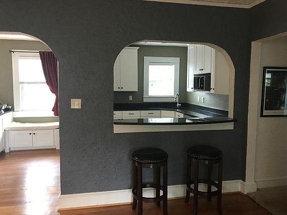 4th image of 1325 Monterey Ave #2