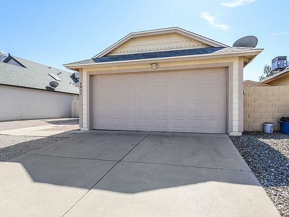 3rd image of 6431 W Christy Dr