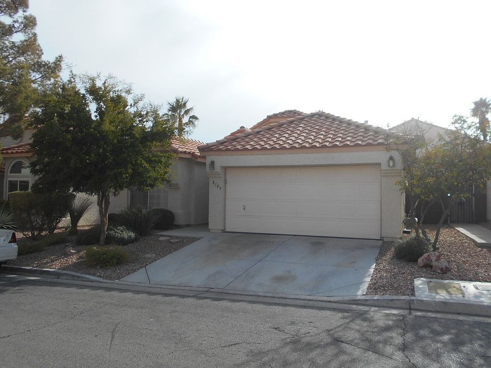 1st image of 8109 Dolphin Landing Dr