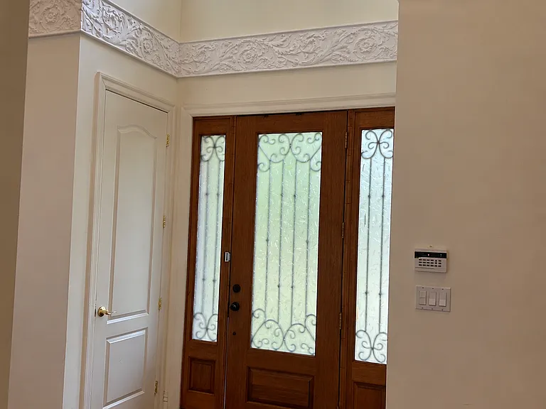 2 Burbury Ln — Photo 11