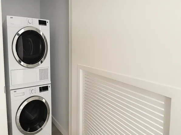 77 Commercial Street image 4 of 6