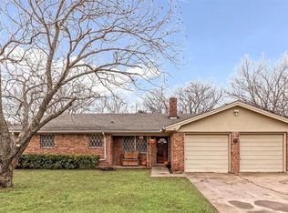 301 Our Rd, Woodway, TX 76712