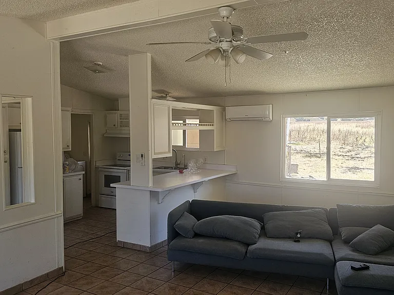 9500 S Bell St — Photo 3