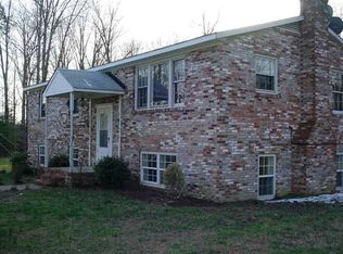 806 Holly Hills Rd, Montross, VA 22520