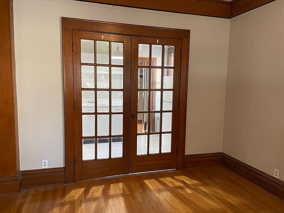 1st image of 4821 Underwood Ave APT 6