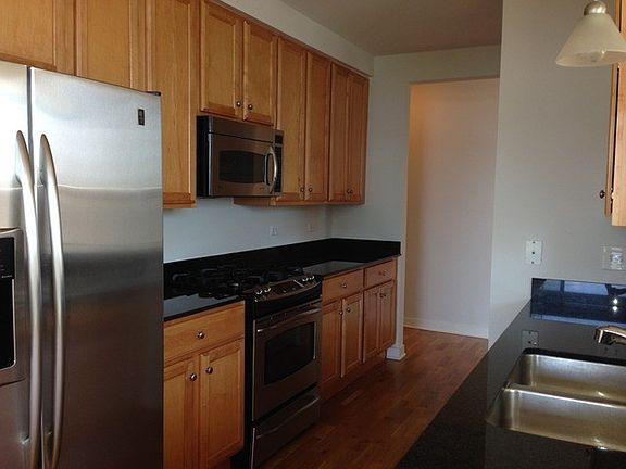 4th image of 1160 S Michigan Ave APT 1003