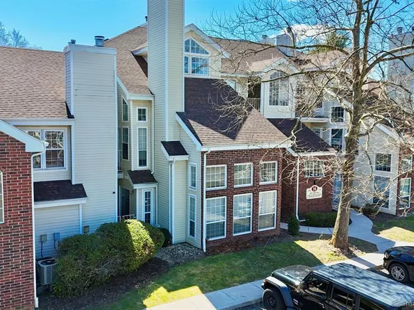 320 Carriage Crossing Lane #320, Middletown, CT 06457
