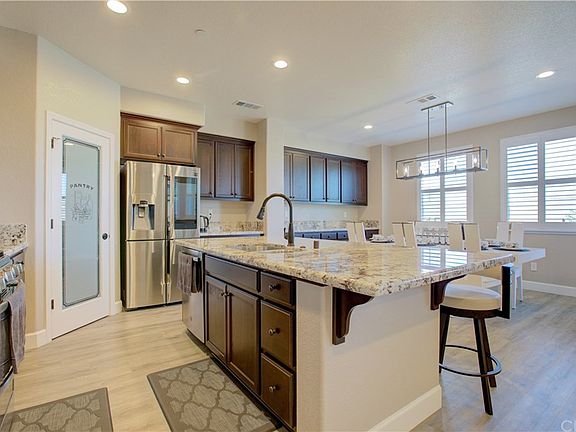 3rd image of 963 Talara Dr
