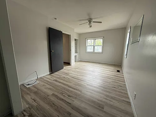 2202 D Ave Photo 1