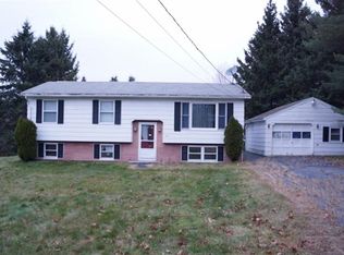 40 Lee St, Bucksport, ME 04416
