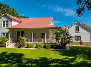 696 Ridge Rd, Ridgeville, SC 29472