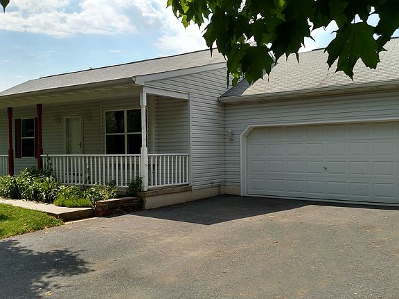 Blacktop Drive-2 car Garage