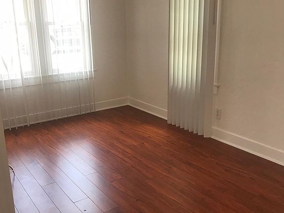 4th image of 3209 Alma Ave