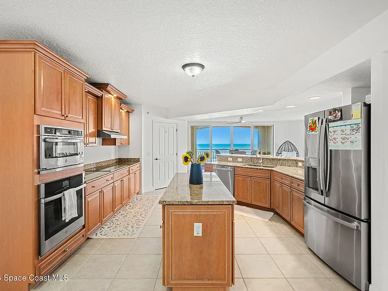 1095 Highway A1A #2502 — Photo 28