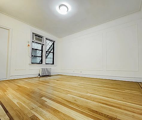 5th image of 214 E 51st St APT 3K