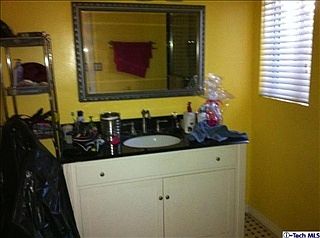4th image of 4000 Sunset Ave