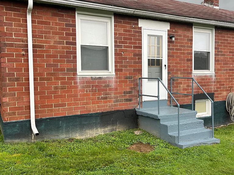 Cumberland Vlg — Photo 21