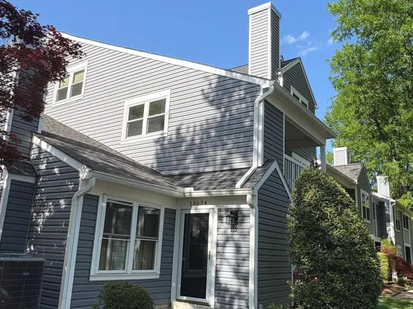 13634 Orchard Dr #3634, Clifton, VA 20124