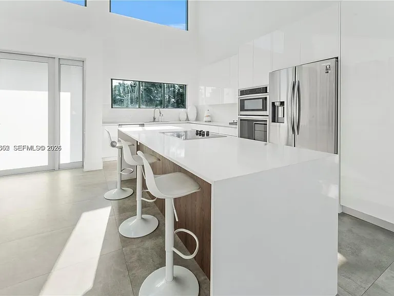7525 Buccaneer Ave — Photo 10