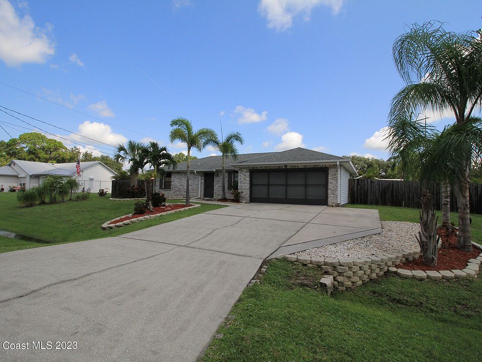 1st image of 321 Seahorse Cir SE