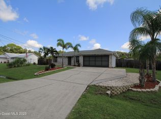 321 Seahorse Cir SE, Palm Bay, FL 32909