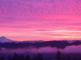25202 SW Petes Mountain Rd, West Linn, OR 97068