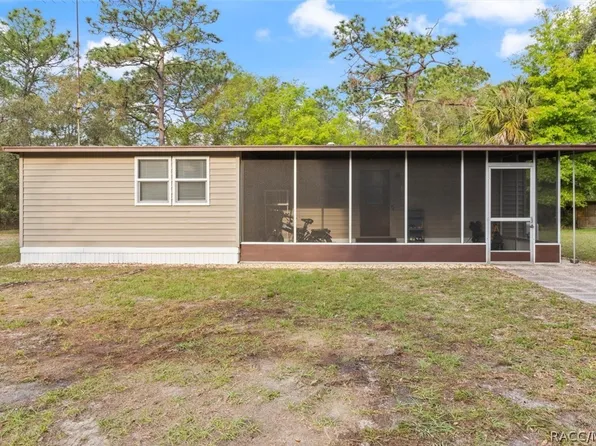 7618 W Merry Ln, Homosassa, FL 34446