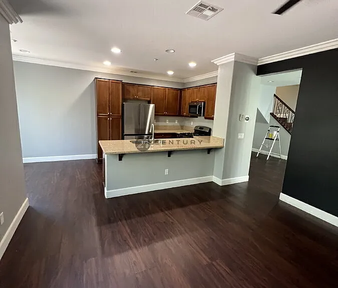 27438 Larabee Ct #3 — Photo 10