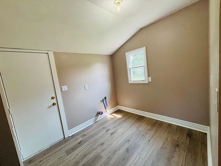 404 N Georgie Ave — Photo 5
