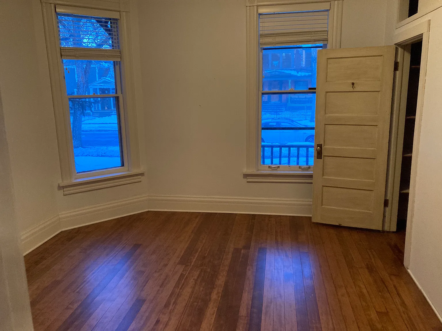 3 bed, $2,550 — Photo 2