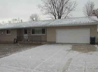 440 Beverly St, Wanamingo, MN 55983